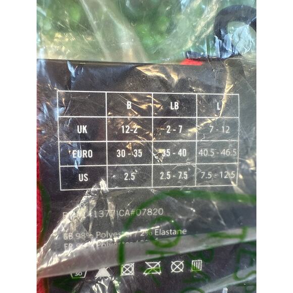 New Bundle  3 Red  Umbro Soccer Socks  Umbro Football Youth Club Socks - Picture 3 of 6